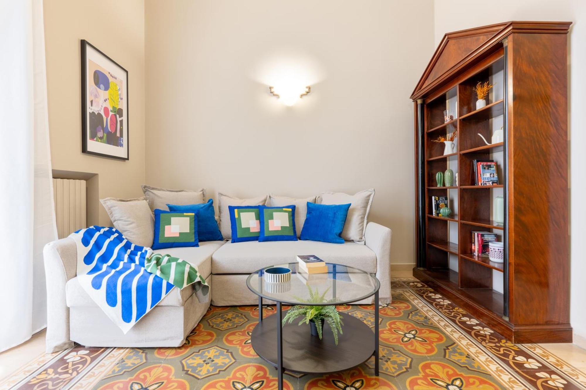 100Mq Maison Paradise - Central & Elegant Apt Bari Bagian luar foto