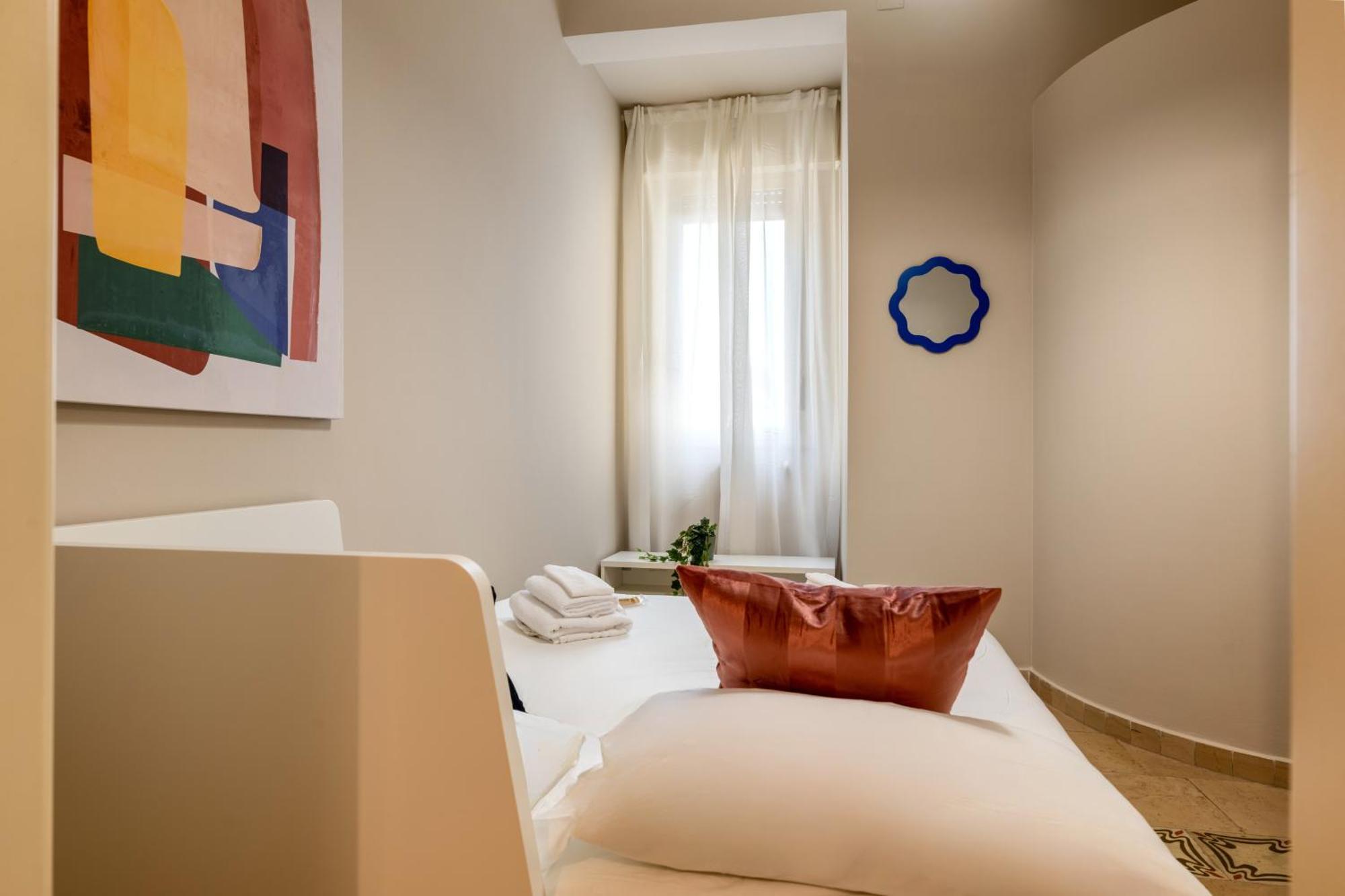 100Mq Maison Paradise - Central & Elegant Apt Bari Bagian luar foto